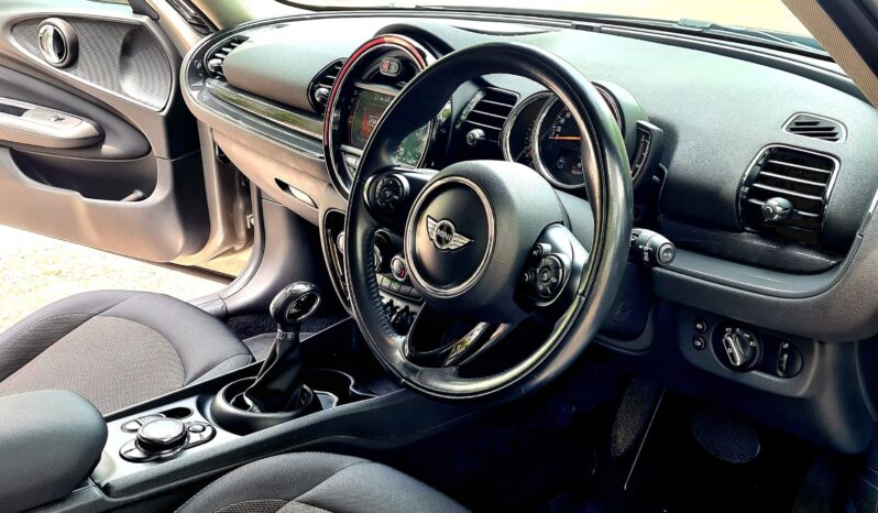 
Mini Cooper One Clubman full									