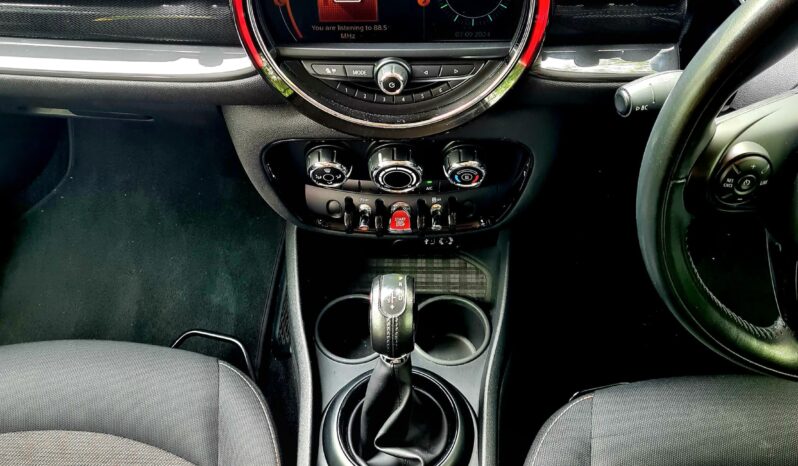 
Mini Cooper One Clubman full									