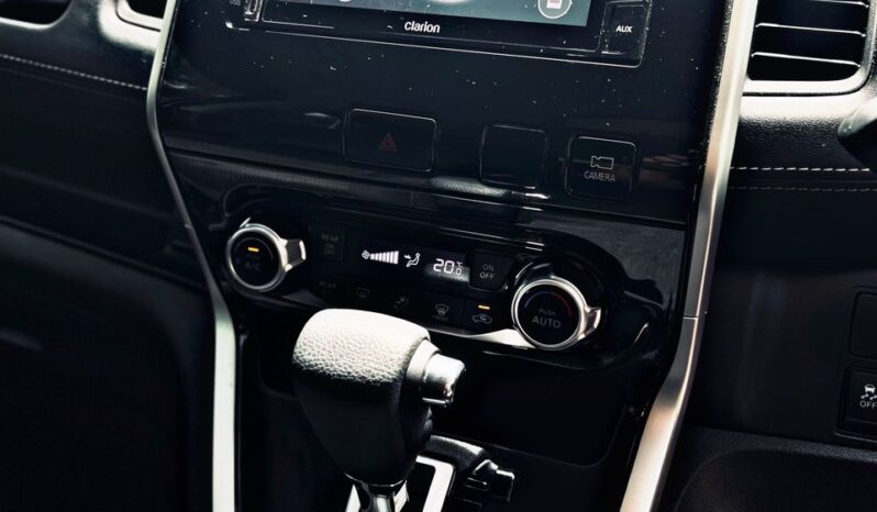 
Tip Top 2021 Nissan Serena Highway Star full									