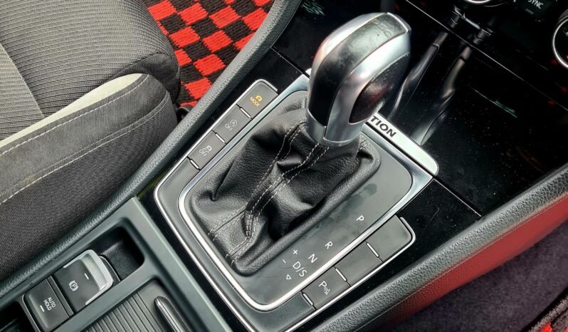 
Volkswagen GOLF MK7R full									