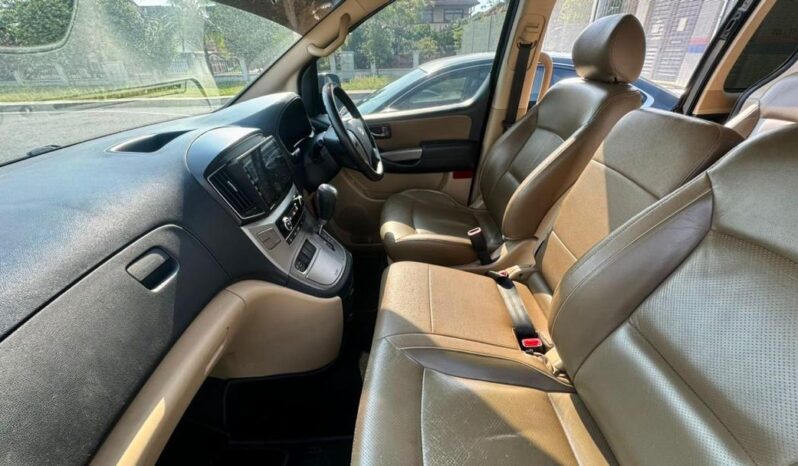 Hyundai Grand Starex Plus full