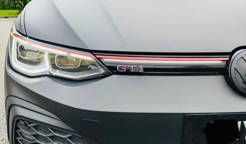 VOLKSWAGEN GOLF MK8 GTI 2.0 full