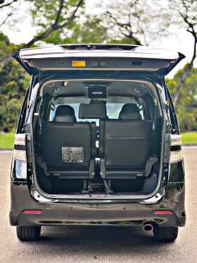 Toyota Vellfire ANH20