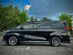 Toyota Alphard SA Type Gold