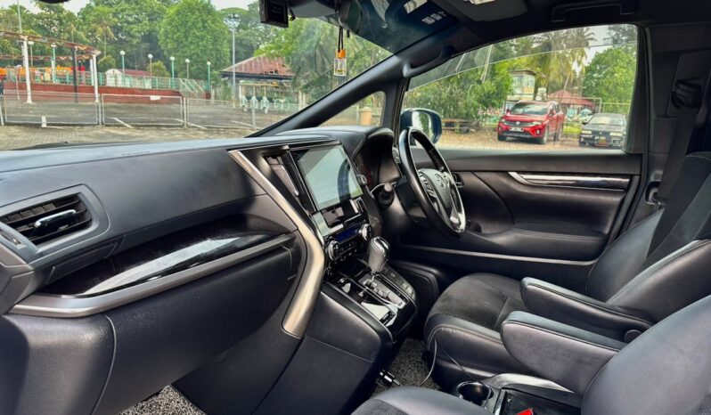 
Toyota Alphard SA Type Gold full									