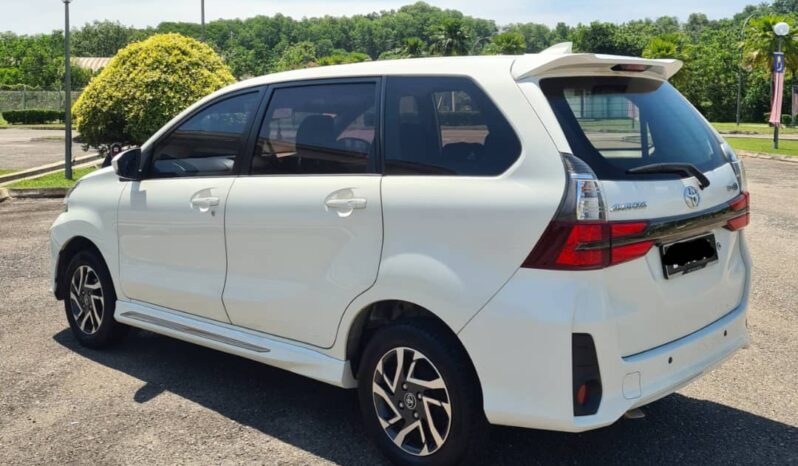 
Toyota Avanza full									