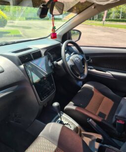 Toyota Avanza full
